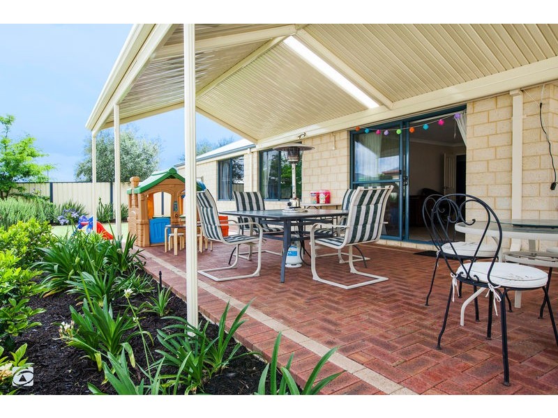 18 Alexandria Follow, Success WA 6164