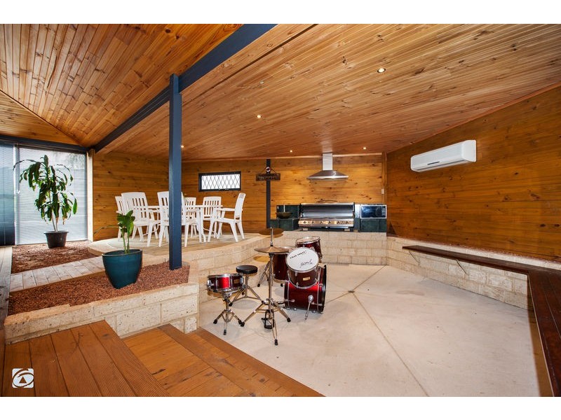 5 Ellery Court, Success WA 6164