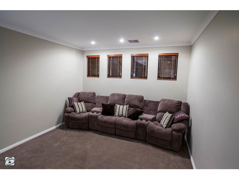 75 Cape Le Grand Avenue, Aubin Grove WA 6164