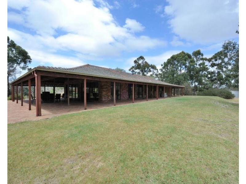 54 Leslie Road, Wandi WA 6167