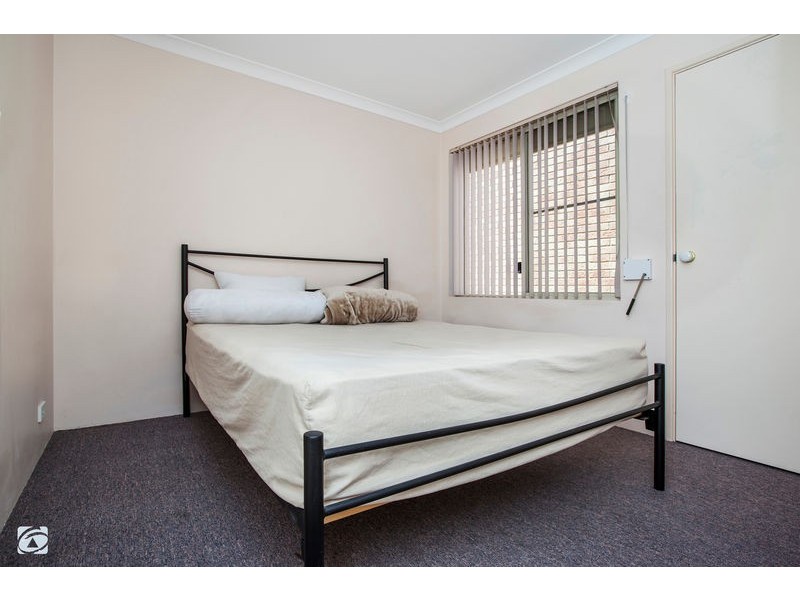 11 Sciano Avenue, Success WA 6164