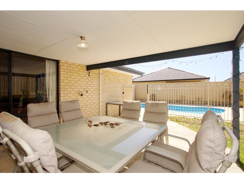 8 Dragonfly Way, Beeliar WA 6164