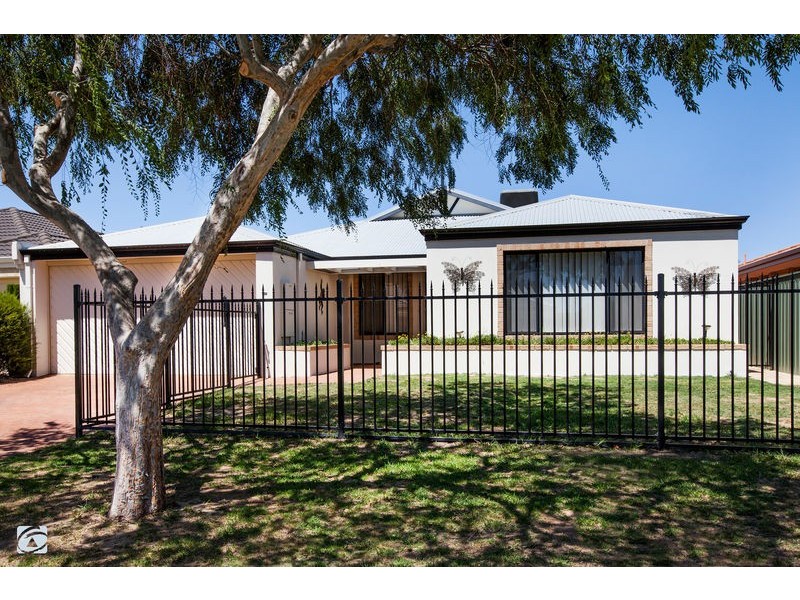 21 Jakovich Circuit, Atwell WA 6164