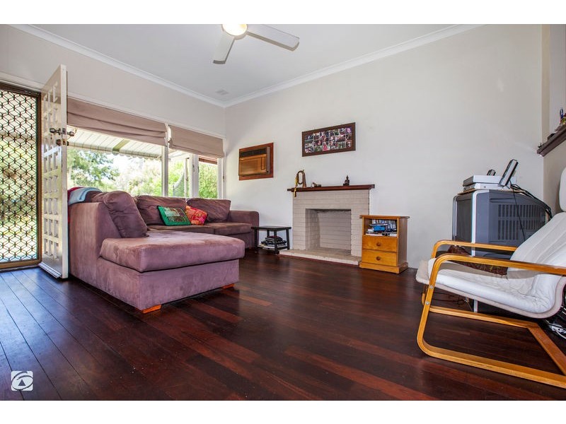 34 Lockett Street, Coolbellup WA 6163