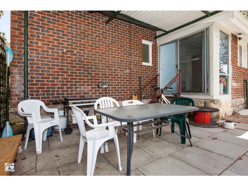 34 Lockett Street, Coolbellup WA 6163