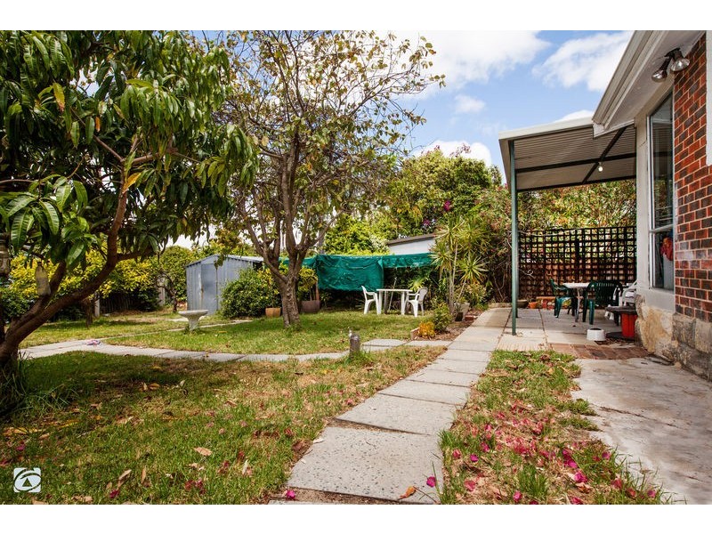34 Lockett Street, Coolbellup WA 6163