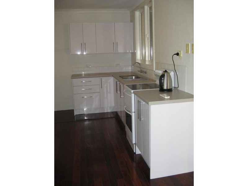 28 Quinlan Street, Coolbellup WA 6163