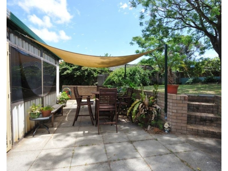 28 Quinlan Street, Coolbellup WA 6163