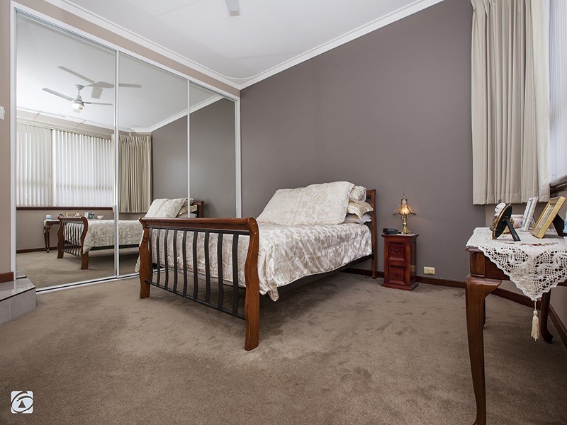 33b Birchley Road, Yangebup WA 6164