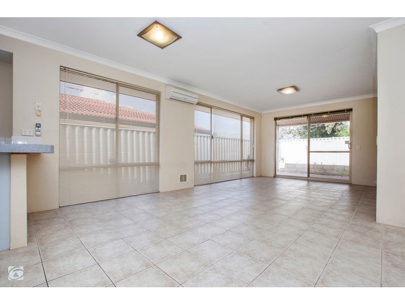 39 Citrus Loop, South Lake WA 6164
