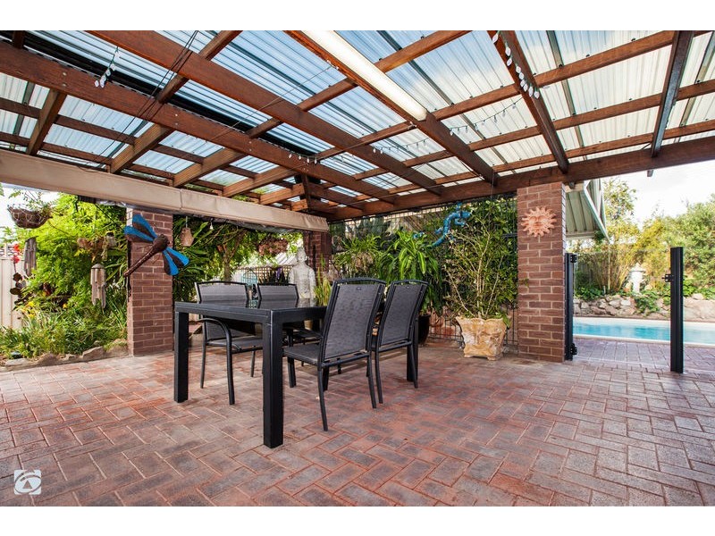 2 Tern Loop, Yangebup WA 6164