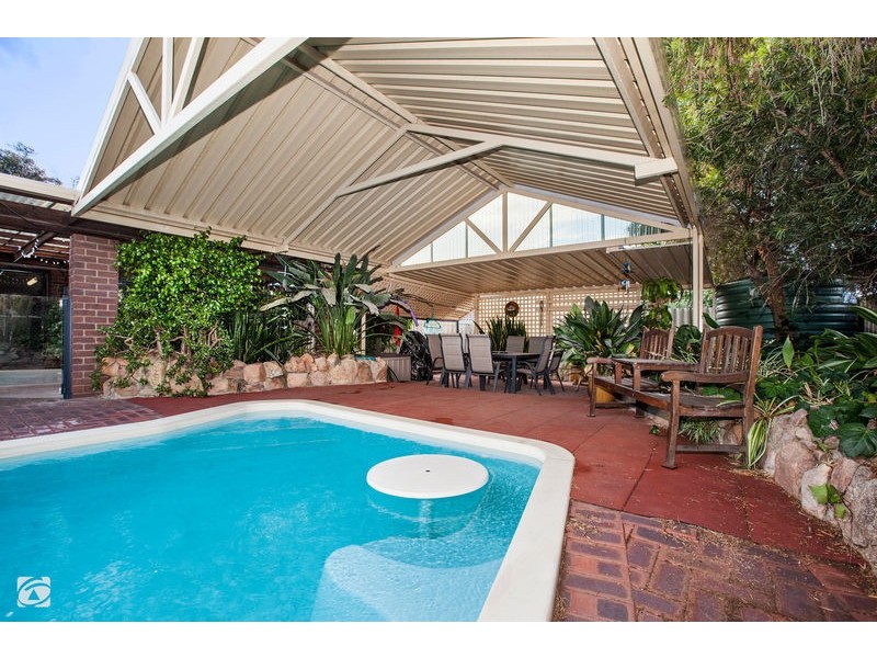 2 Tern Loop, Yangebup WA 6164