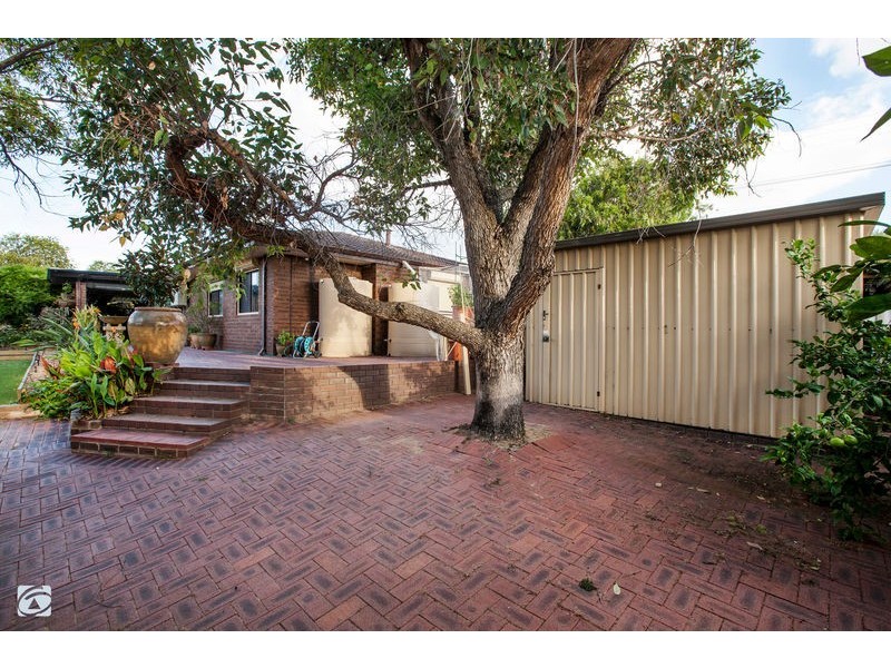 2 Tern Loop, Yangebup WA 6164