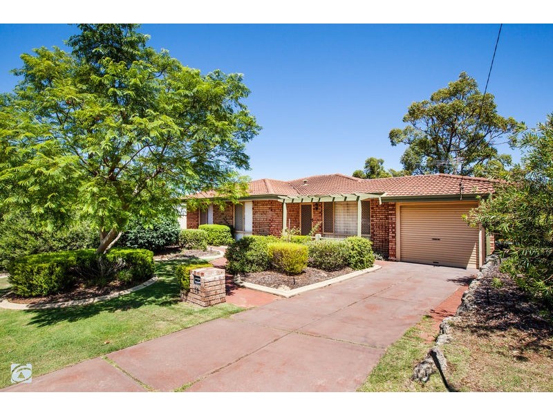 32 Manberry Way, Yangebup WA 6164