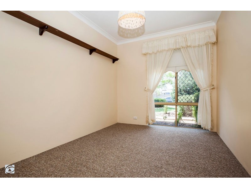 32 Manberry Way, Yangebup WA 6164