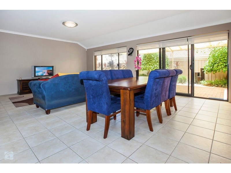 6 Geranium Retreat, Beeliar WA 6164