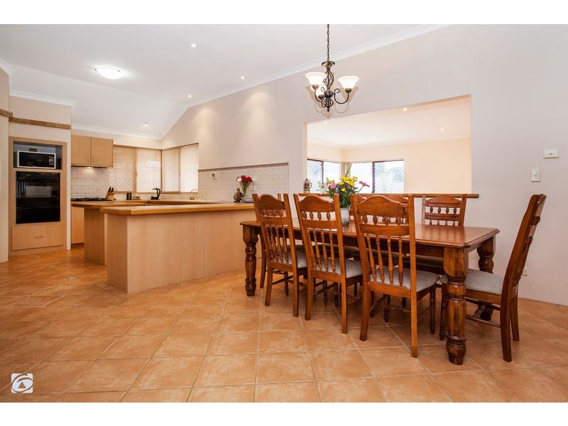 190 Glen Iris Drive, Jandakot WA 6164