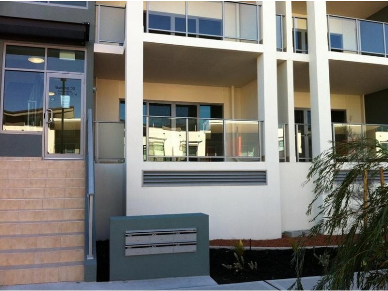 13/30 Malata Crescent, Success WA 6164