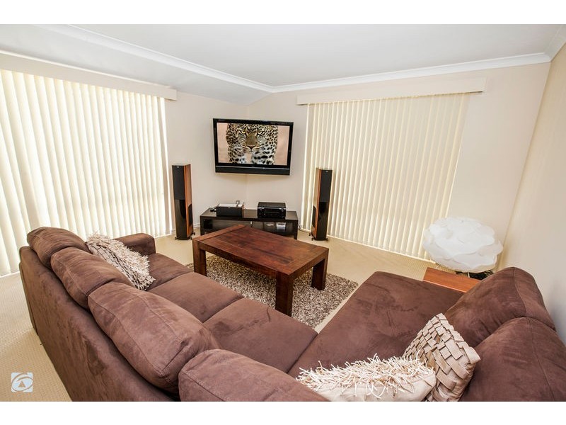 22 Beroona Way, South Lake WA 6164