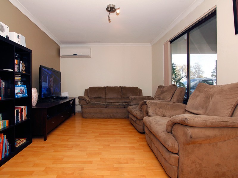 2 Moondarra Circle, South Lake WA 6164