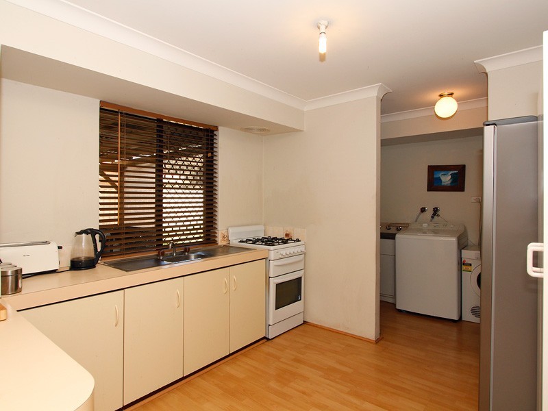 2 Moondarra Circle, South Lake WA 6164