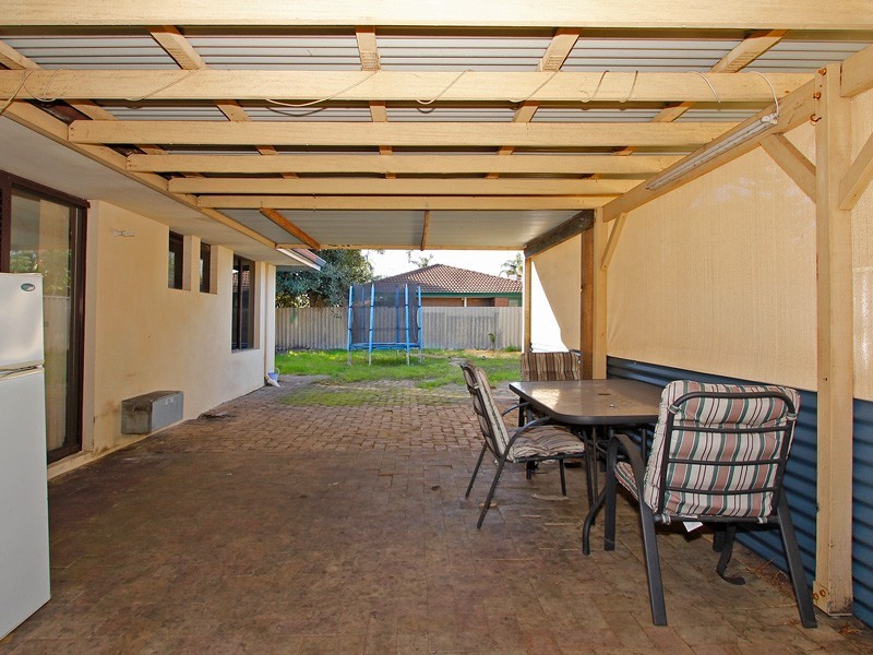 2 Moondarra Circle, South Lake WA 6164