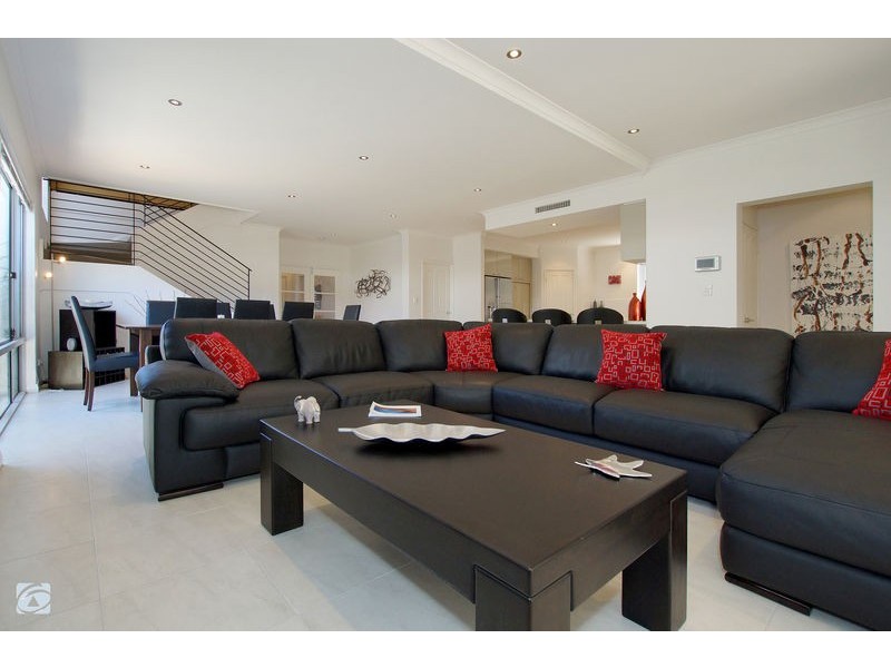 31 Panarea Crest, Yangebup WA 6164