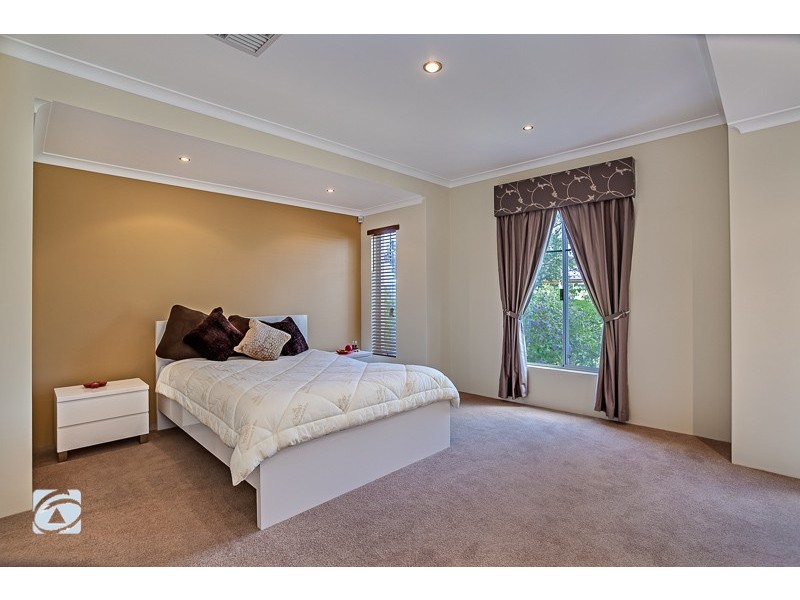 23 Pittwater Way, Success WA 6164