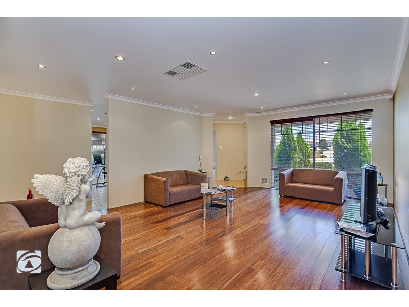 23 Pittwater Way, Success WA 6164