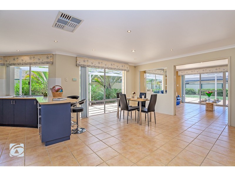 23 Pittwater Way, Success WA 6164