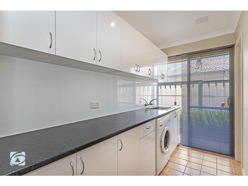 23 Pittwater Way, Success WA 6164