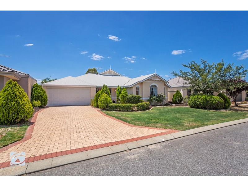 23 Pittwater Way, Success WA 6164