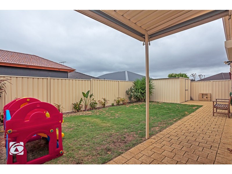 6 Satyr Way, Success WA 6164