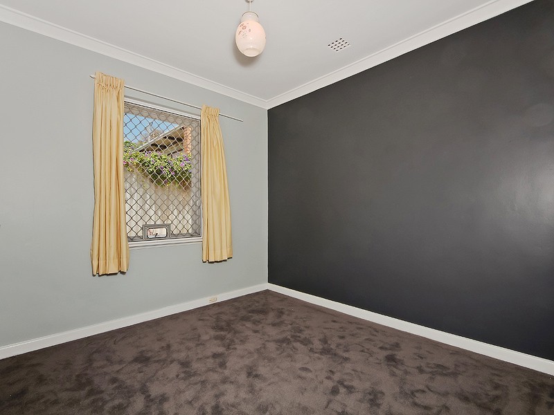 4A Milton Place, Orelia WA 6167