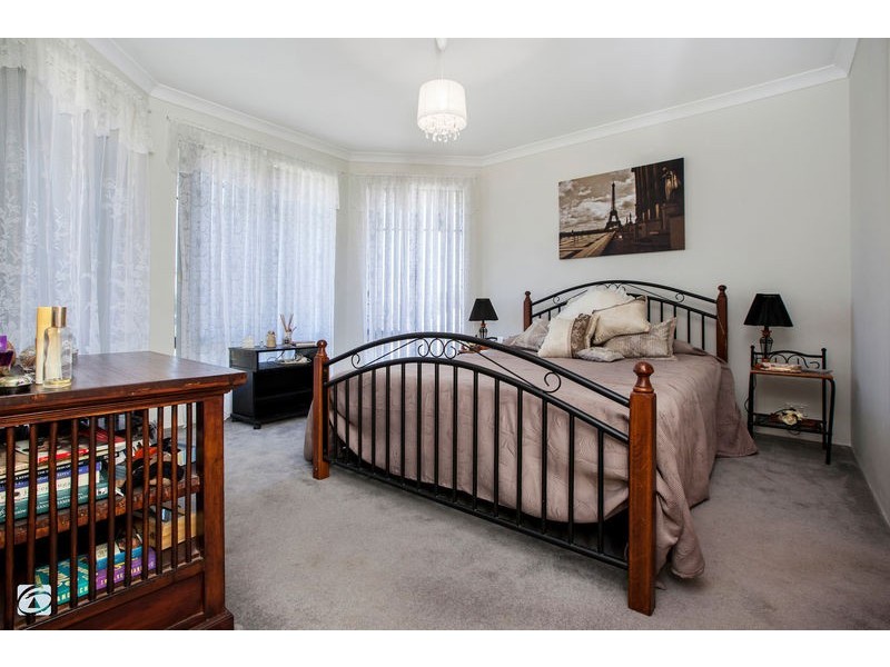 1 Jackadder Avenue, Hammond Park WA 6164