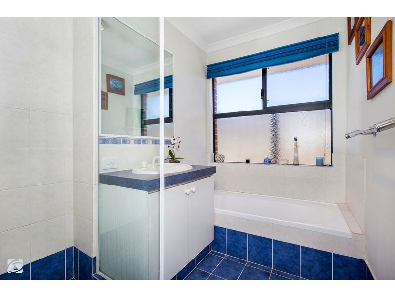 1 Jackadder Avenue, Hammond Park WA 6164