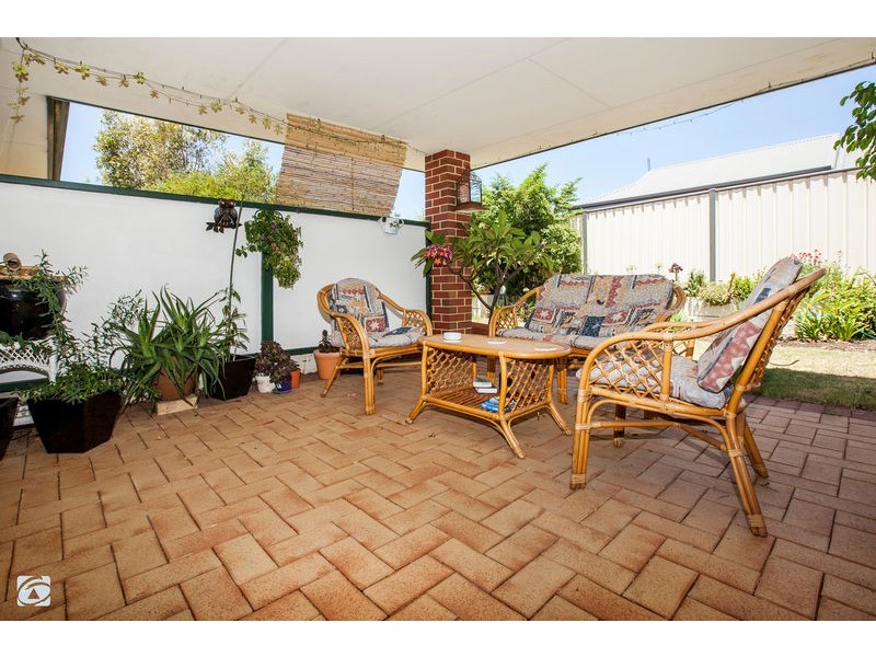 1 Jackadder Avenue, Hammond Park WA 6164