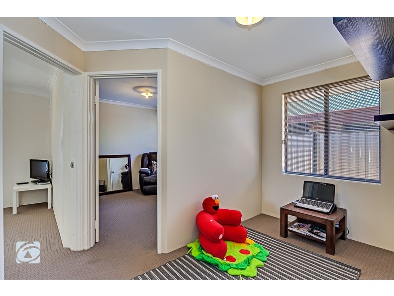 19 Filoli Gardens, Aubin Grove WA 6164