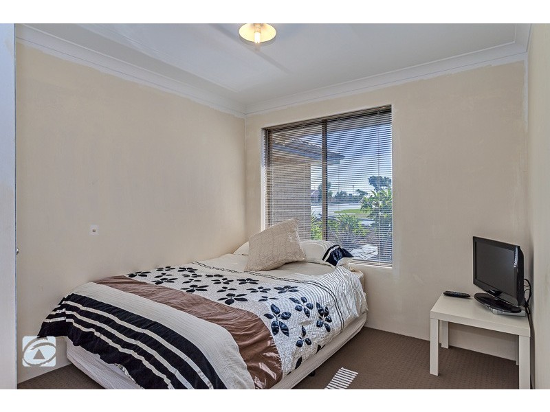 19 Filoli Gardens, Aubin Grove WA 6164