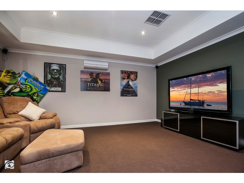 6 Brixton Gate, Bertram WA 6167