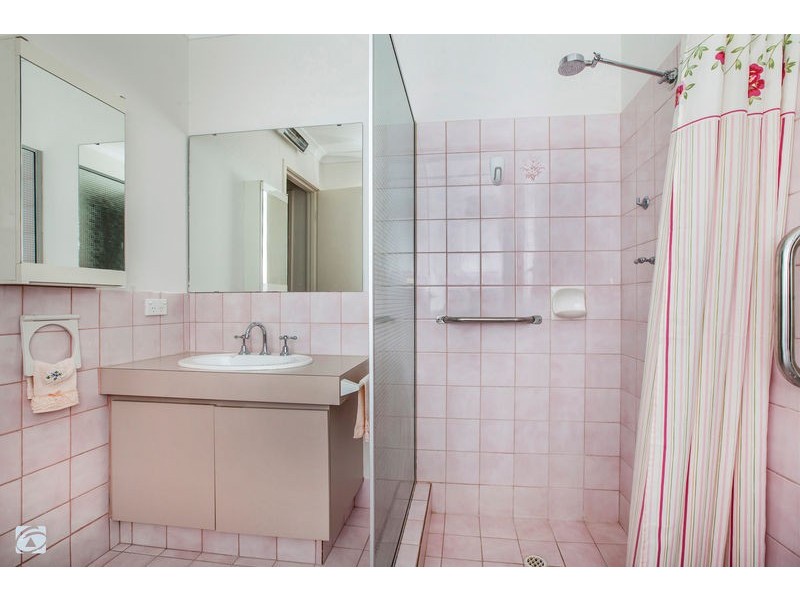 17/11 Petterson Avenue, Samson WA 6163