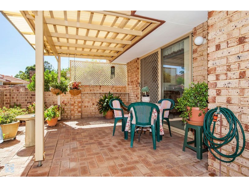 17/11 Petterson Avenue, Samson WA 6163