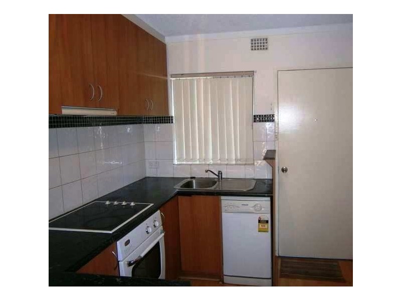 2/3 Burgundy Crescent, Spearwood WA 6163