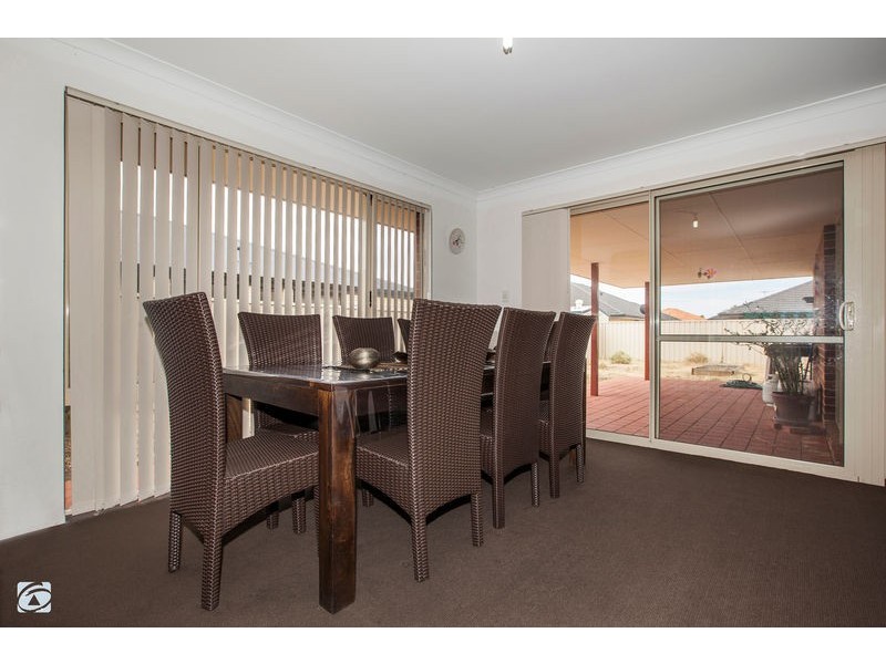 38 Whiteman Crescent, Bertram WA 6167