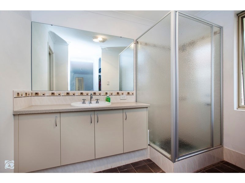 38 Whiteman Crescent, Bertram WA 6167