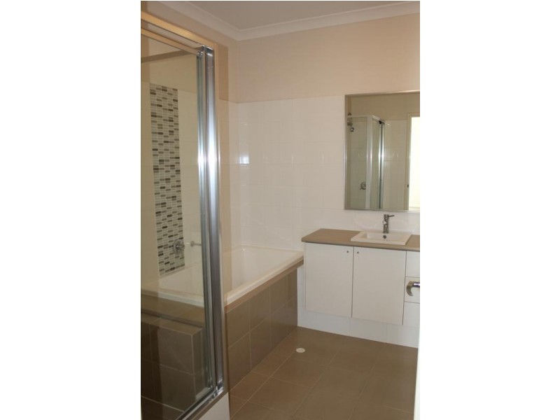 69 Baler Court, Hammond Park WA 6164