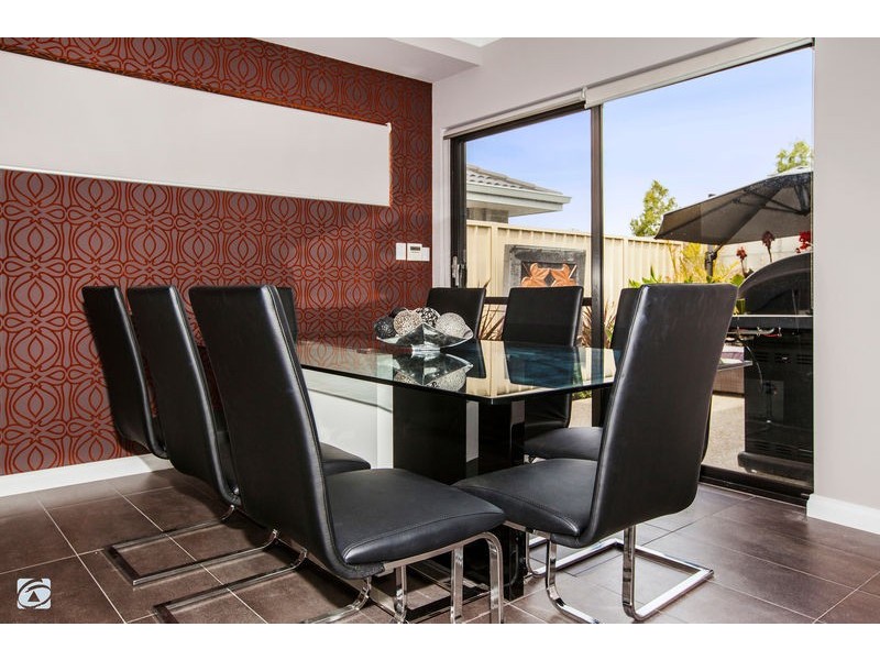 7/26 Charnley Bend, Success WA 6164