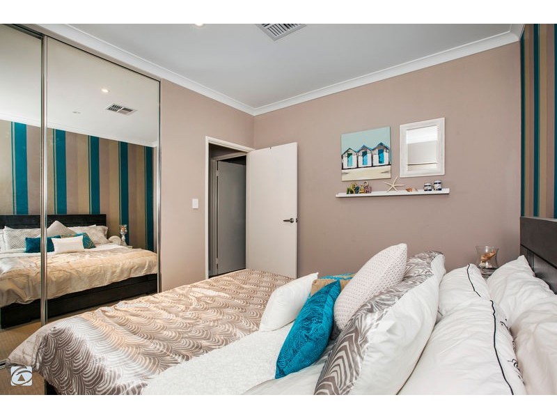 7/26 Charnley Bend, Success WA 6164