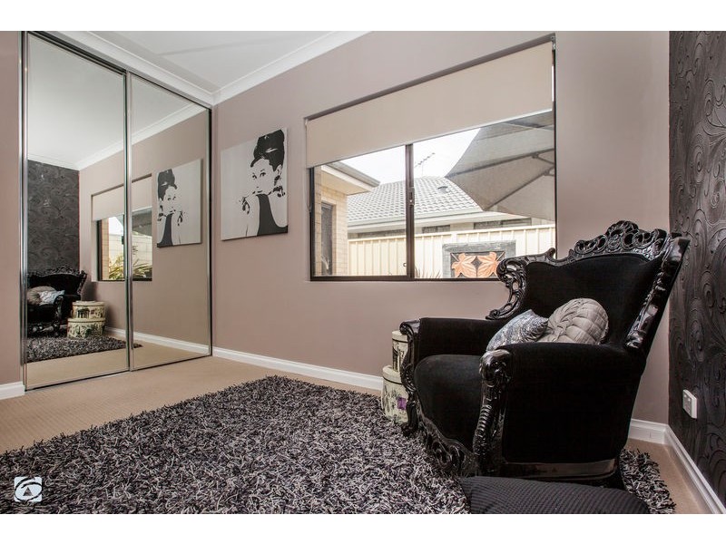 7/26 Charnley Bend, Success WA 6164