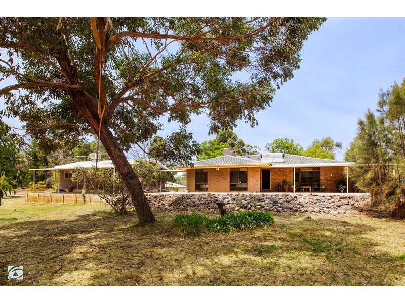 138 Rowley Road, Wandi WA 6167